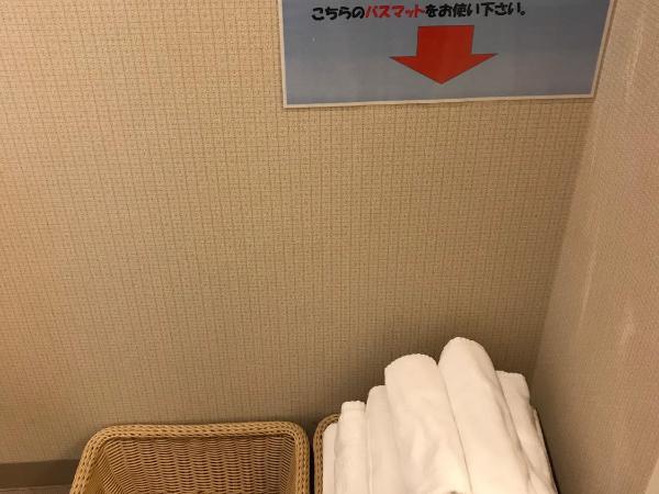 Tokyo Guest House Itabashi-juku : photo 8 de la chambre lits superposés dans dortoir pour femmes de 6 lits