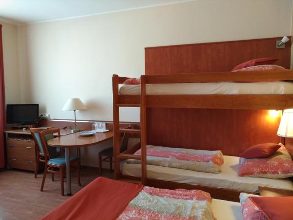 Penzion Fan : photo 6 de la chambre chambre familiale avec salle de bains