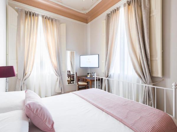 Villa Savioli Room & Breakfast : photo 3 de la chambre chambre supérieure lit queen-size