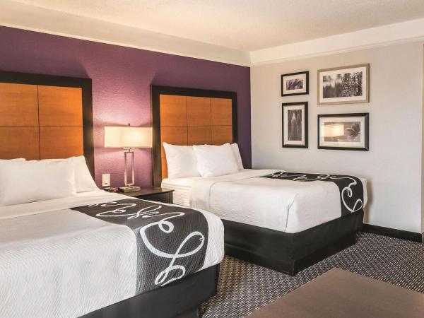 La Quinta by Wyndham Orlando Airport North : photo 2 de la chambre chambre standard avec 2 lits doubles