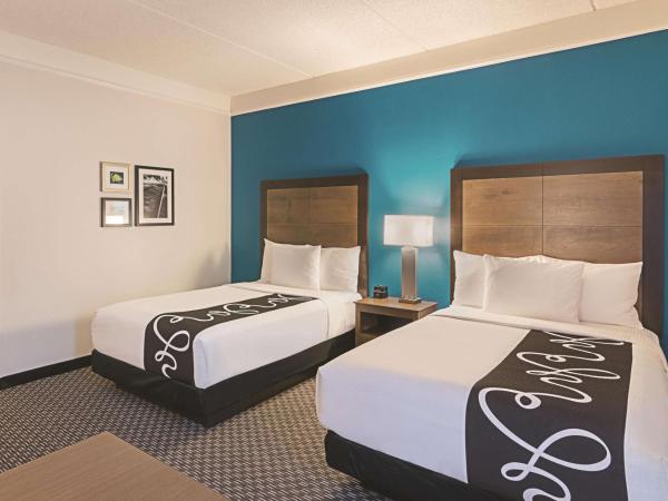 La Quinta by Wyndham Orlando UCF : photo 1 de la chambre chambre double avec 2 lits doubles