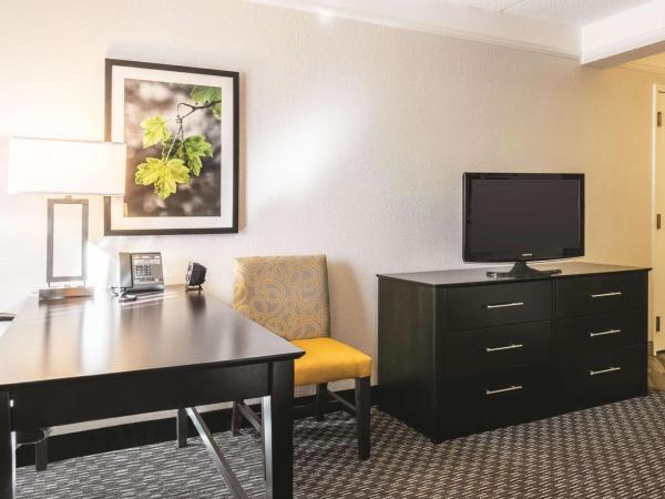 La Quinta by Wyndham Orlando Airport North : photo 3 de la chambre chambre lit king-size deluxe