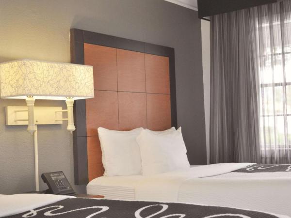 La Quinta Inn by Wyndham Dallas Uptown : photo 2 de la chambre chambre double avec 2 lits doubles - non-fumeurs