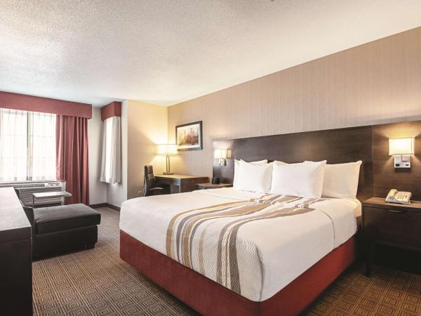 La Quinta Inn by Wyndham Vancouver Airport : photo 6 de la chambre chambre lit king-size exécutive