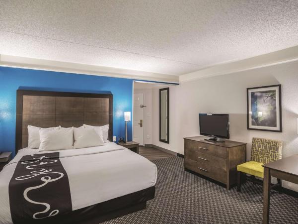 La Quinta by Wyndham Phoenix Chandler : photo 2 de la chambre chambre lit king-size exécutive
