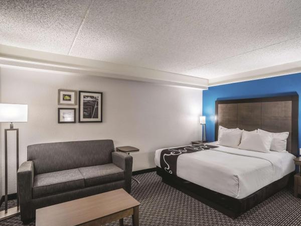 La Quinta by Wyndham Phoenix Chandler : photo 1 de la chambre chambre lit king-size exécutive
