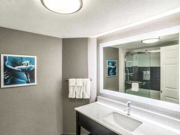 La Quinta by Wyndham Phoenix Chandler : photo 4 de la chambre chambre lit king-size exécutive