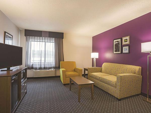 La Quinta by Wyndham Atlanta Midtown - Buckhead : photo 2 de la chambre suite 1 chambre lit king-size - non-fumeurs