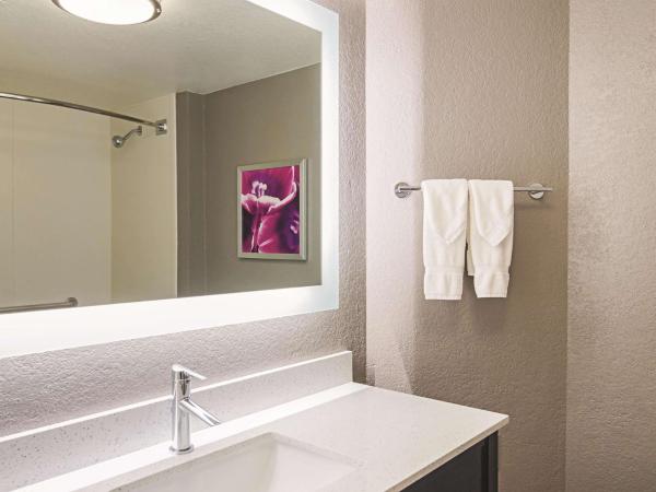 La Quinta by Wyndham Denver Airport DIA : photo 4 de la chambre chambre deluxe avec 2 lits doubles