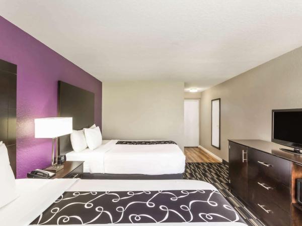 La Quinta by Wyndham Orlando Universal area : photo 2 de la chambre chambre avec 2 grands lits queen-size 