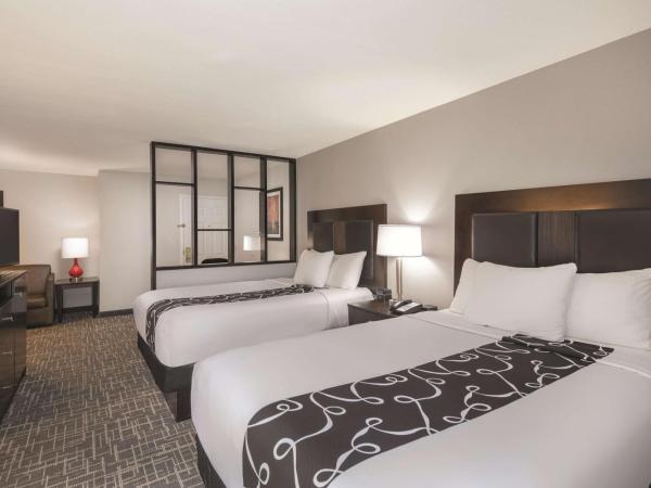 La Quinta by Wyndham Atlanta Airport South : photo 3 de la chambre suite double avec 2 lits doubles