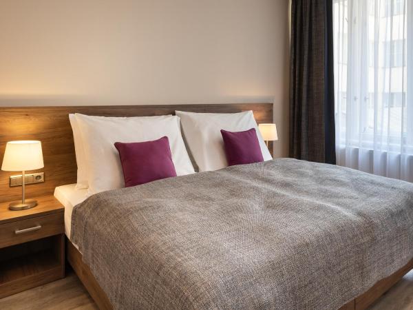 Hotel Melantrich : photo 3 de la chambre chambre lit king-size deluxe