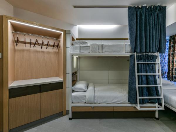 Indie Stays, BKC : photo 1 de la chambre lit dans dortoir mixte de 6 lits