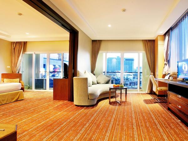Intimate Hotel Pattaya - SHA Extra Plus : photo 5 de la chambre suite exclusive
