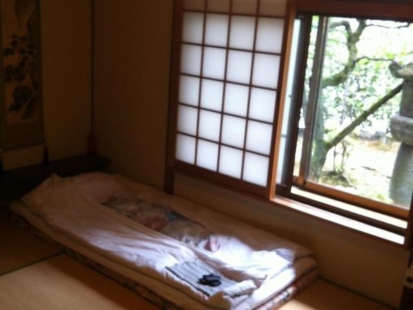 Rakucho Ryokan : photo 2 de la chambre chambre lits jumeaux Économique de style japonais avec salle de bains commune