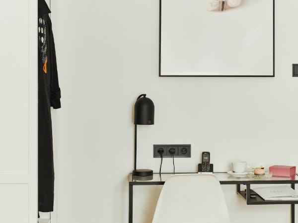 ARTHOTEL STALOWA 52 : photo 3 de la chambre chambre double ou lits jumeaux standard