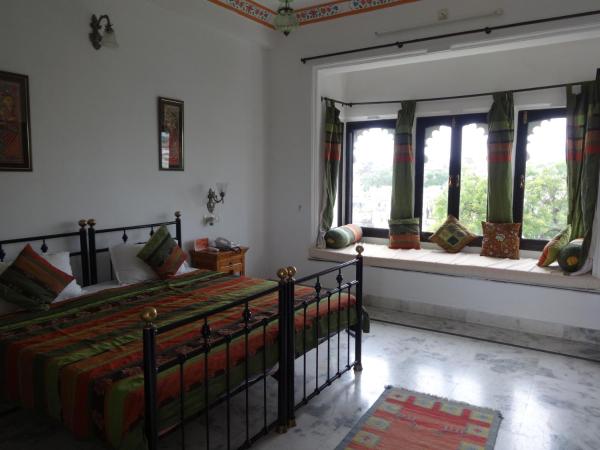Karohi Haveli - A Heritage Hotel : photo 5 de la chambre chambre double ou lits jumeaux - pas de vue sur lac
