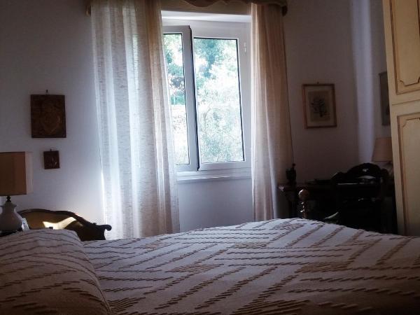 b&bEuropa : photo 9 de la chambre chambre double avec salle de bains commune