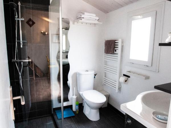 Les Yeux Bleus Bed & Breakfast : photo 3 de la chambre chambre quadruple