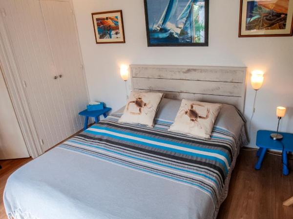 Les Yeux Bleus Bed & Breakfast : photo 2 de la chambre chambre double marine