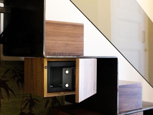 MelRose Napoli : photo 10 de la chambre chambre triple Économique avec balcon