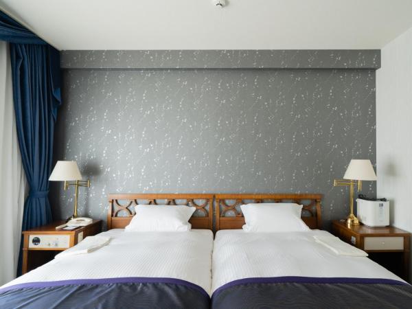 Hotel Okura Niigata : photo 2 de la chambre suite non-fumeurs - vue sur rivière