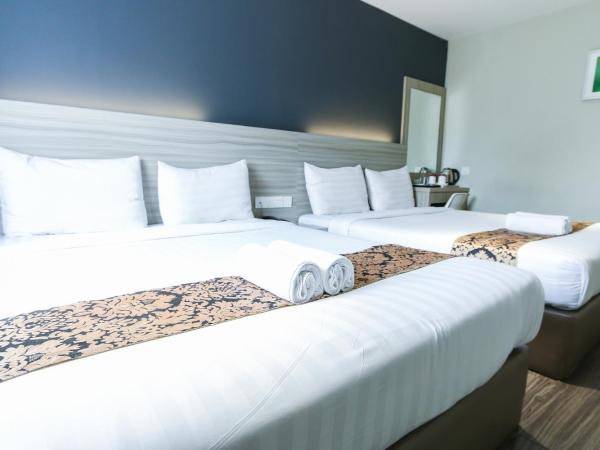 Hotel 99 Kepong : photo 3 de la chambre chambre familiale supérieure