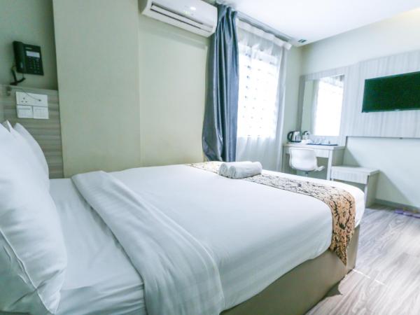 Hotel 99 Kepong : photo 4 de la chambre chambre lit queen-size standard avec fenêtre