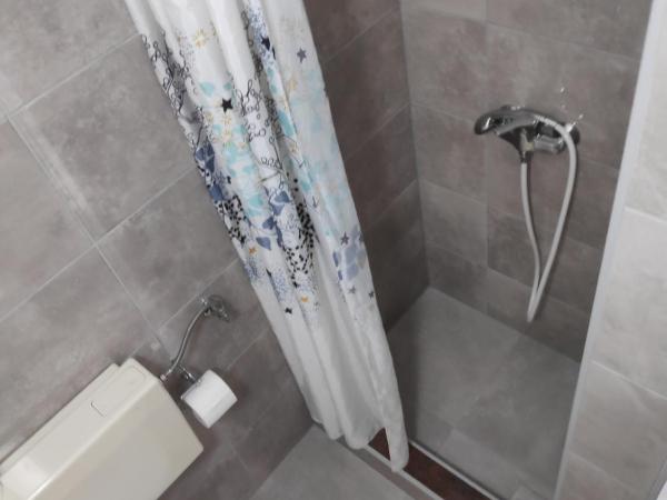 Dino and Jele Apartments : photo 2 de la chambre appartement 1 chambre avec terrasse (2 adultes)