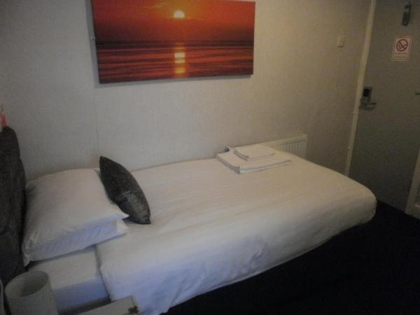 The Withnell Hotel : photo 2 de la chambre chambre simple avec douche 
