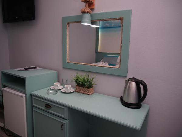 Blue Palace Apart Hotel : photo 2 de la chambre chambre triple classique