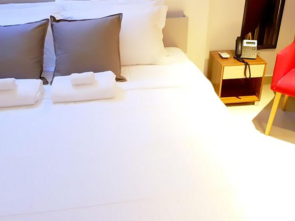 Amina Residency : photo 3 de la chambre chambre lit king-size deluxe avec balcon