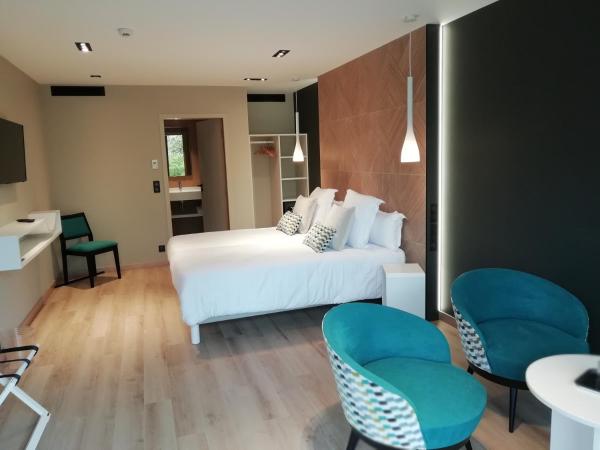 Domaine de Bayeux : photo 3 de la chambre chambre double - extension dans verger