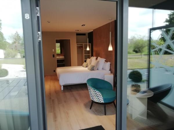 Domaine de Bayeux : photo 1 de la chambre chambre double - extension dans verger