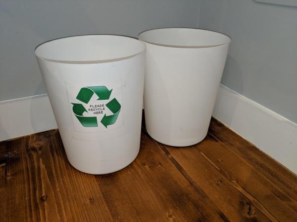 Falcon Crest Guest House : photo 2 de la chambre chambre simple avec salle de bains privative