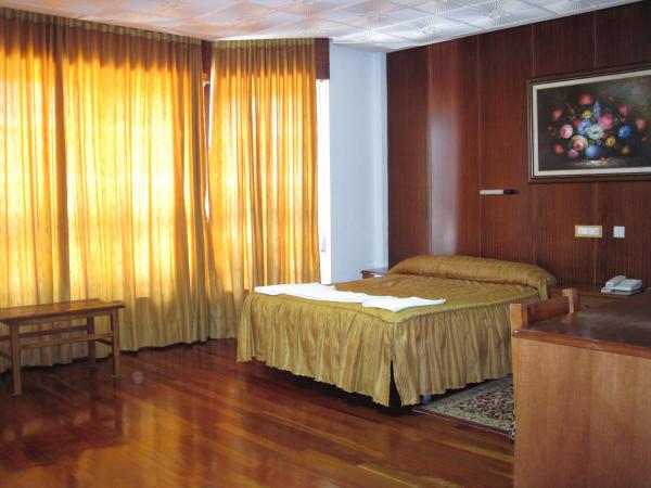 Hotel Antoyana : photo 2 de la chambre chambre quadruple
