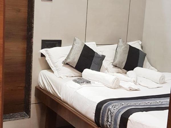 Hotel Rooms Dadar near Station : photo 10 de la chambre chambre double deluxe
