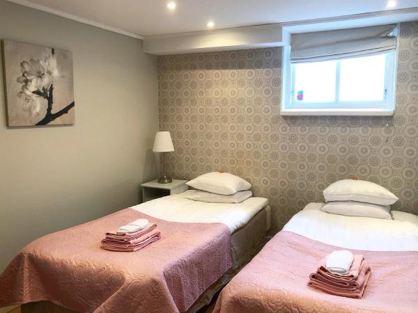 5:ans Bed & Breakfast : photo 7 de la chambre chambre lits jumeaux avec salle de bains commune