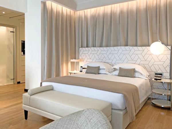 Rosa Grand Milano - Starhotels Collezione : photo 1 de la chambre grand hébergement deluxe ivoire