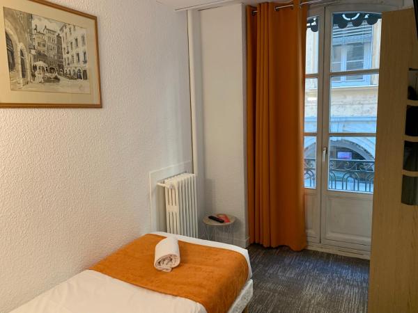 Hotel de Bretagne : photo 9 de la chambre chambre simple