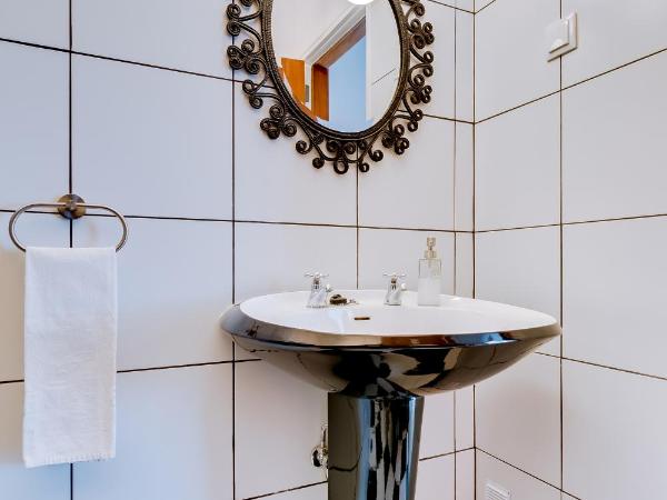 À da Avó -The Guesthouse : photo 9 de la chambre chambre double standard avec salle de bains commune