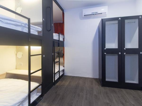 Kitez Hotel & Bunkz : photo 6 de la chambre lit dans dortoir mixte de 6 lits