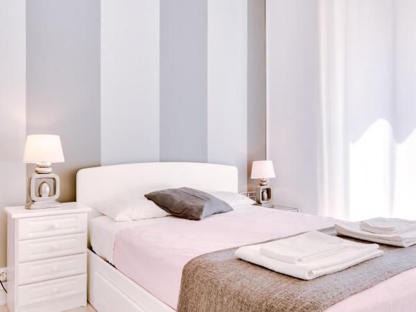 À da Avó -The Guesthouse : photo 5 de la chambre chambre double avec salle de bains commune