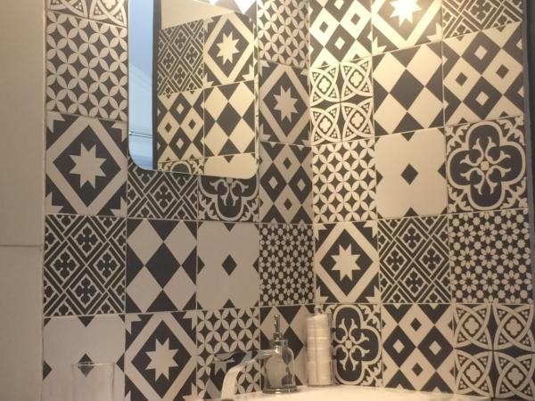 LA PARENTHESE AMOUREUSE : photo 8 de la chambre suite avec baignoire spa