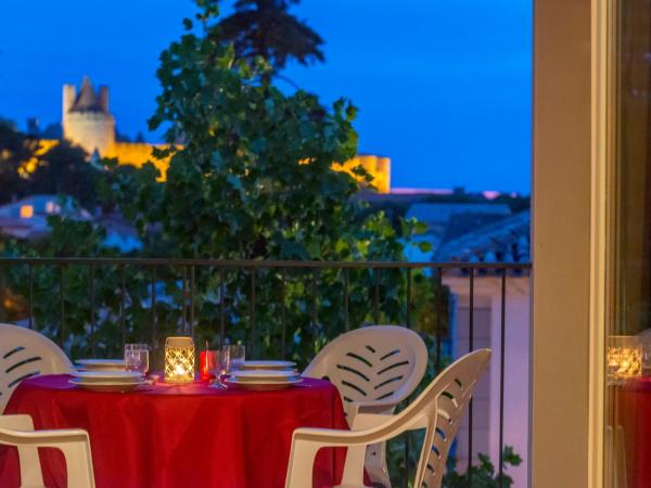 Cerise Carcassonne Sud : photo 9 de la chambre superior family apartment with kitchenette