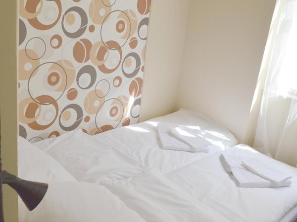 Synagogue Central Guest House : photo 6 de la chambre chambre double standard