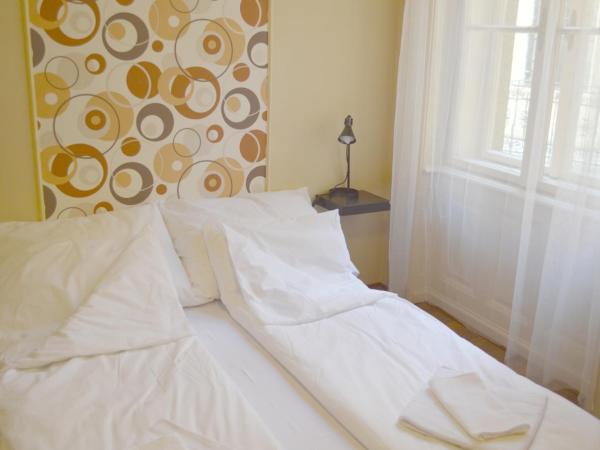 Synagogue Central Guest House : photo 2 de la chambre chambre double standard