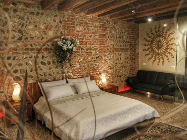 La Bella Verona Wine Suite : photo 2 de la chambre suite deluxe avec baignoire spa