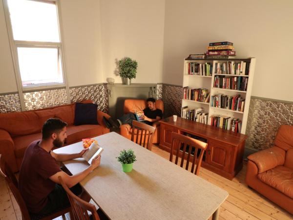 Britannia on William : photo 1 de la chambre chambre simple avec salle de bains commune