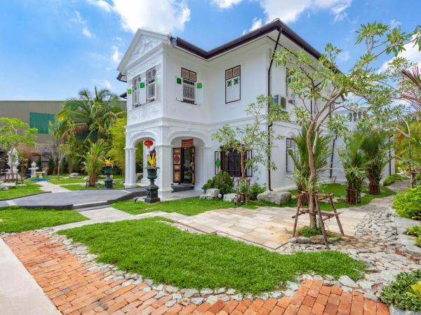 Sound Gallery House - SHA Plus : photo 1 de la chambre chambre familiale avec balcon
